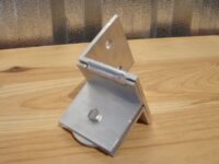 Poulie montée sur cornière